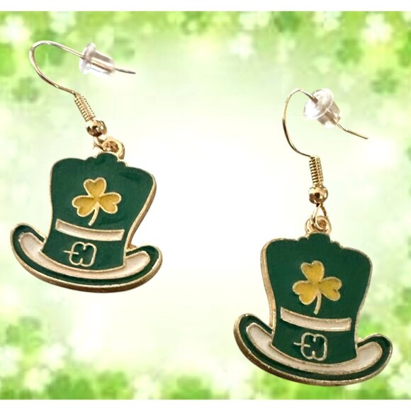 St Patricks Day Leprechaun Hat  Earrings Shamrock Green Dangle Hooks New… - Picture 1 of 10